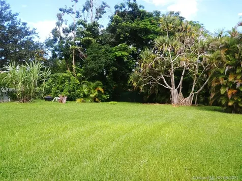 14000 SW 26th Court Davie FL 33330