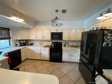 14000 SW 26th Court Davie FL 33330