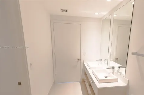 45 SW 9th Street Miami FL 33130
