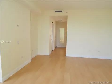 848 Brickell Key Drive Miami FL 33131