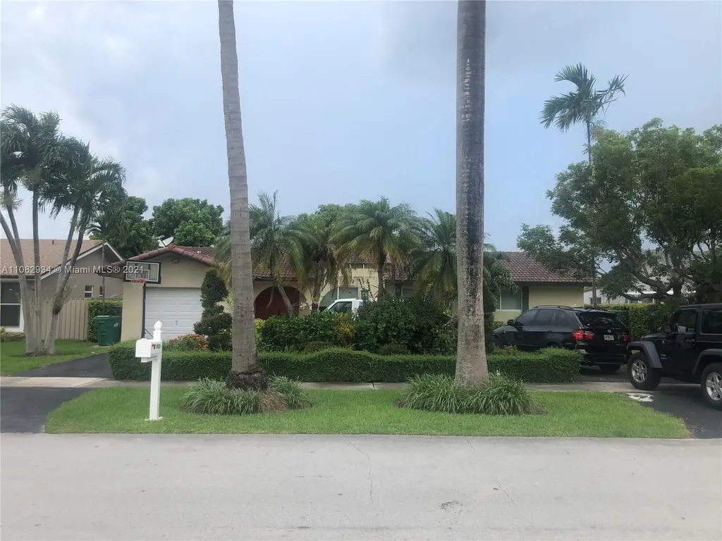 13271 SW 1st Street Miami FL 33184