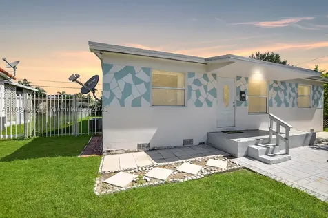 7715 Hope Street Hollywood FL 33024