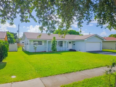 240 NW 42nd Terrace Plantation FL 33317
