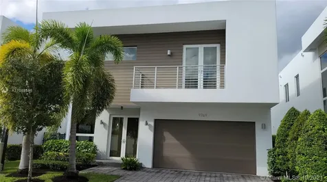 9769 NW 75th Terrace Doral FL 33178