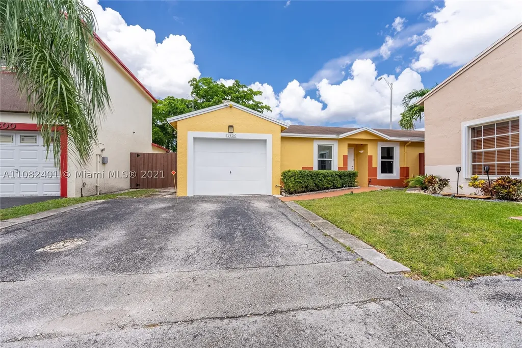 19806 NW 65th Court Hialeah FL 33015