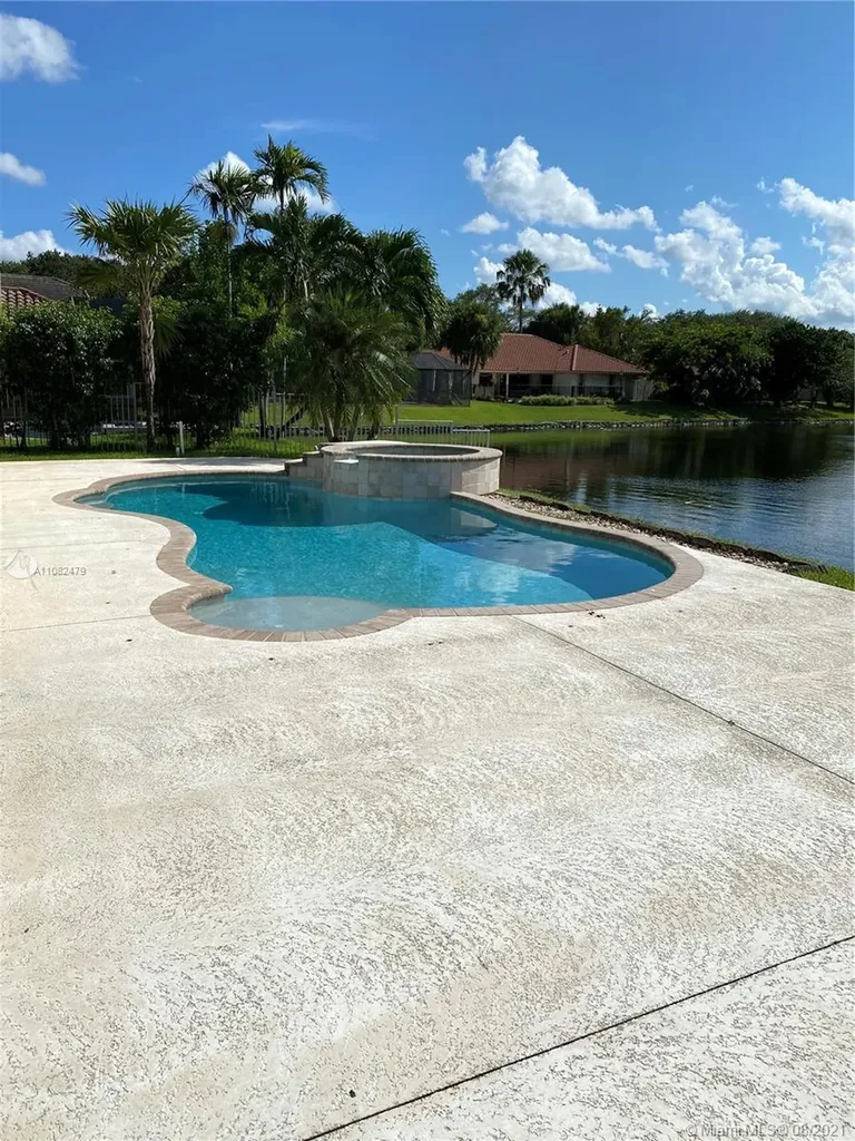 1835 NW 105th Avenue Plantation FL 33322