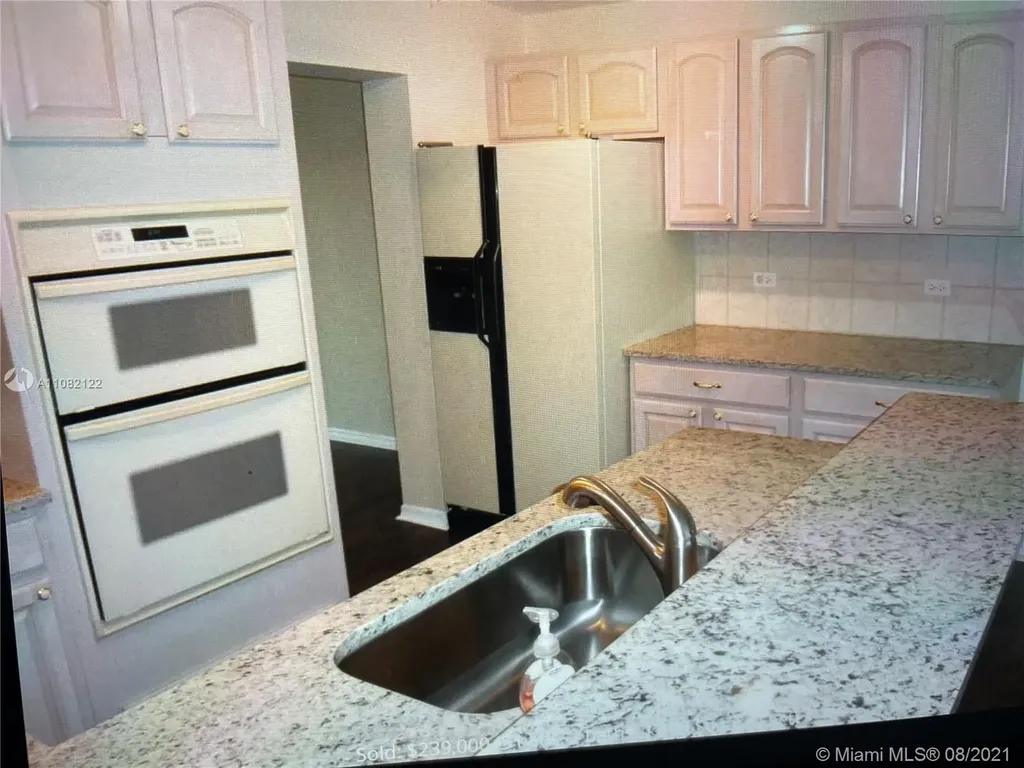 11600 Balsam Drive Royal Palm Beach FL 33411