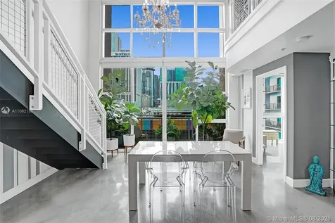 253 NE 2nd Street Miami FL 33132