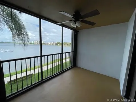 109 Lake Emerald Drive Oakland Park FL 33309