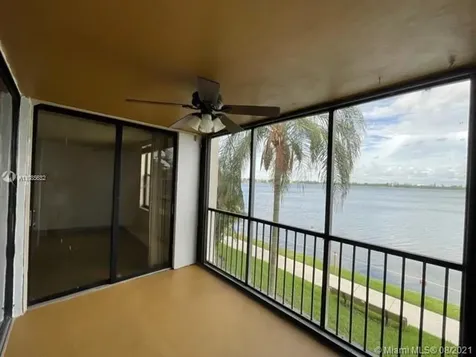 109 Lake Emerald Drive Oakland Park FL 33309