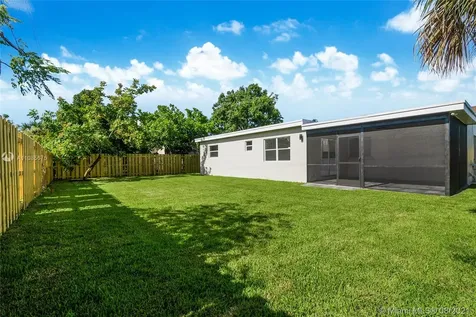 3010 NW 44th Avenue Lauderdale Lakes FL 33313