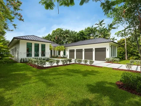 7362 SW 104th Street Pinecrest FL 33156