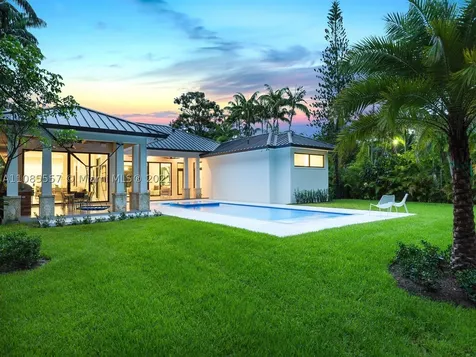 7362 SW 104th Street Pinecrest FL 33156