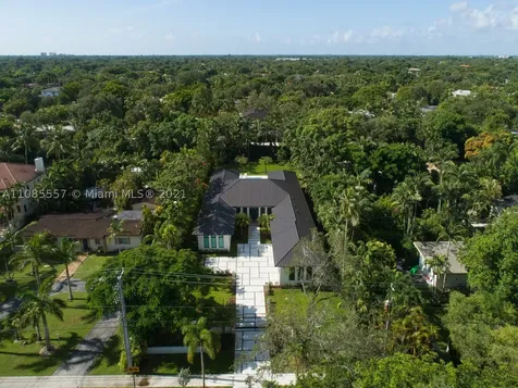 7362 SW 104th Street Pinecrest FL 33156
