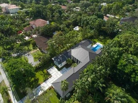 7362 SW 104th Street Pinecrest FL 33156