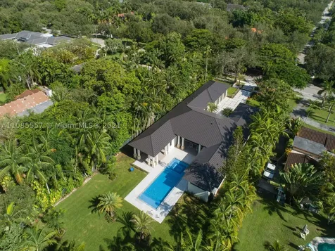 7362 SW 104th Street Pinecrest FL 33156