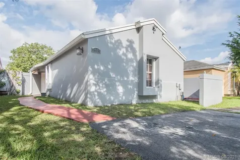 7521 SW 149th Court Miami FL 33193