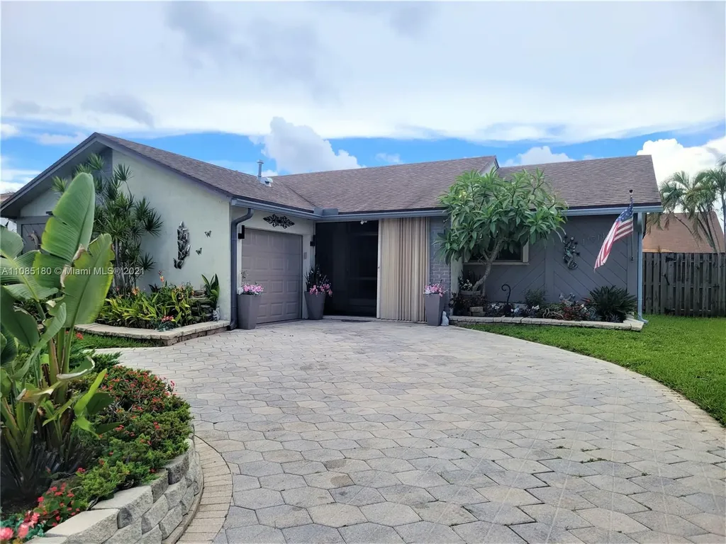 11711 NW 37th Place Sunrise FL 33323