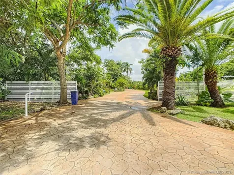 19465 SW 336th Street Homestead FL 33034