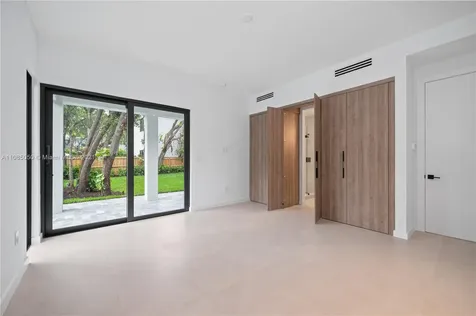 6495 SW 82nd Street Miami FL 33143