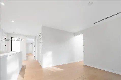 6495 SW 82nd Street Miami FL 33143