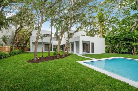 6495 SW 82nd Street Miami FL 33143