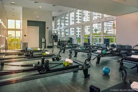50 S Pointe Drive Miami Beach FL 33139