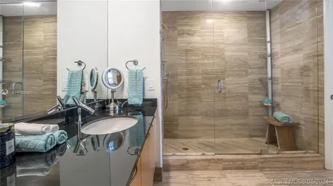 16001 Collins Avenue Sunny Isles Beach FL 33160