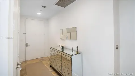 16001 Collins Avenue Sunny Isles Beach FL 33160