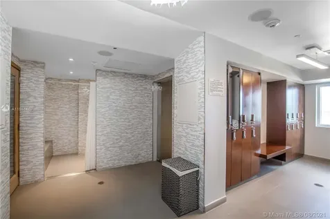 16001 Collins Avenue Sunny Isles Beach FL 33160