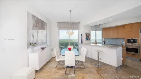 16001 Collins Avenue Sunny Isles Beach FL 33160