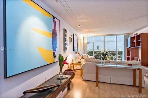 1900 Sunset Harbour Drive Miami Beach FL 33139