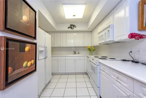 1900 Sunset Harbour Drive Miami Beach FL 33139