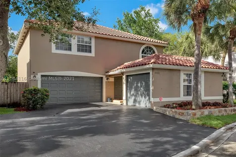 10485 NW 11th Court Plantation FL 33322