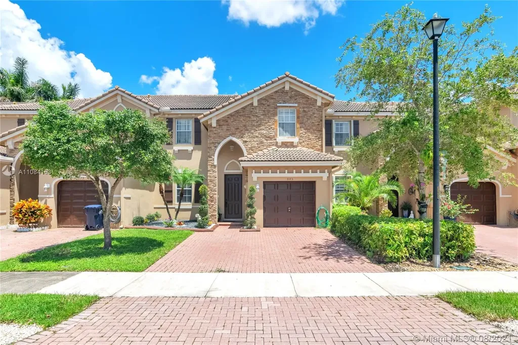885 SW 152nd Court Miami FL 33194
