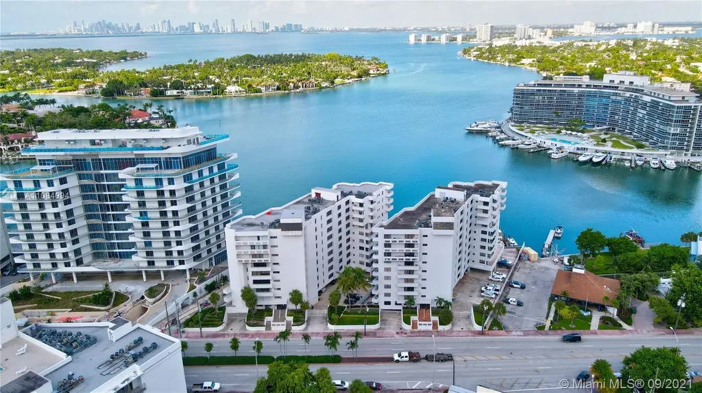 6830 Indian Creek Drive Miami Beach FL 33141