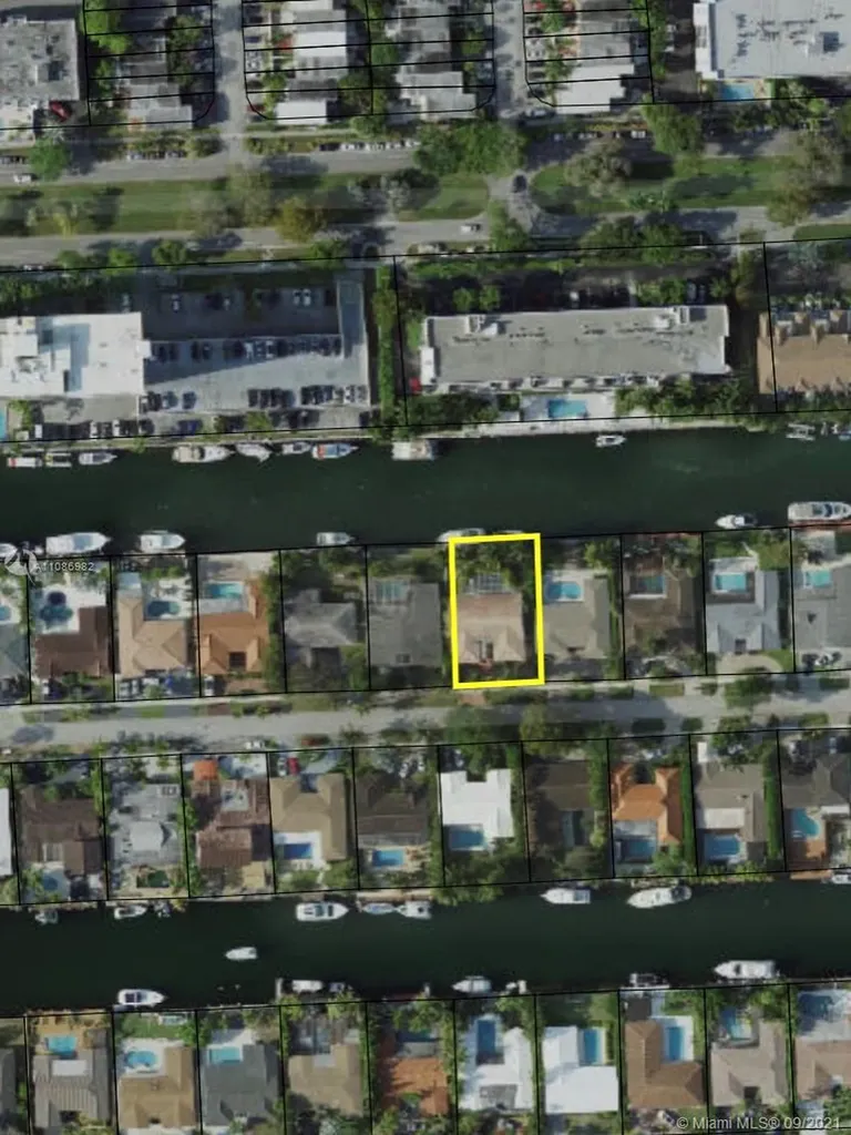 2335 Arch Creek Drive North Miami FL 33181