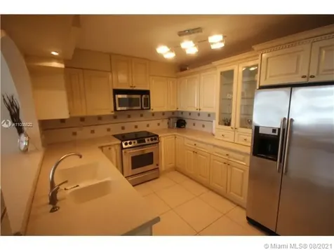 5151 Collins Avenue Miami Beach FL 33140