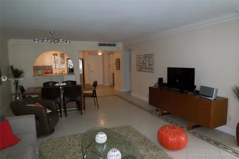 5151 Collins Avenue Miami Beach FL 33140