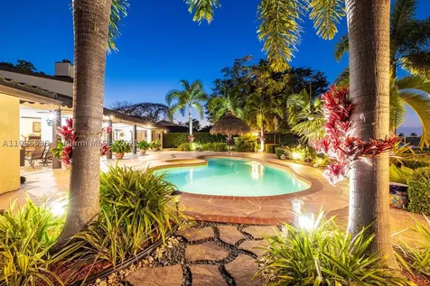 12911 S Calusa Club Drive Miami FL 33186
