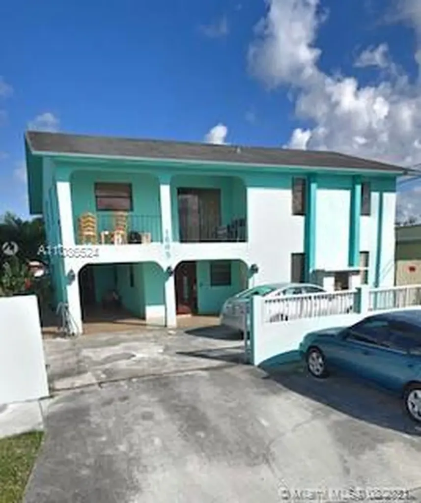 1865 E 9th Avenue Hialeah FL 33013