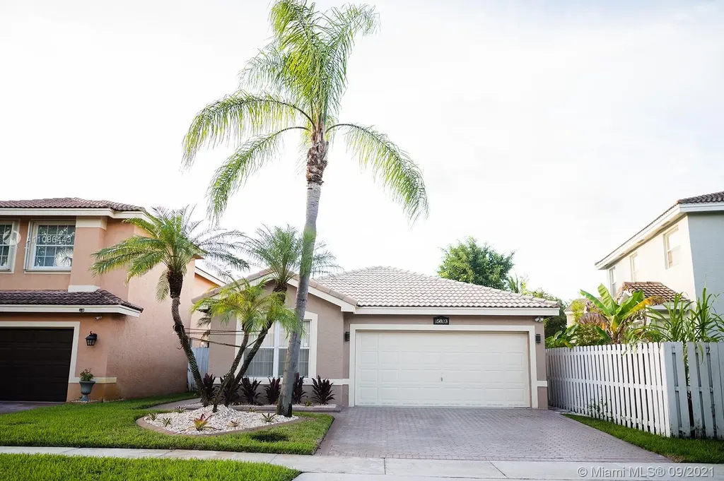 15823 SW 21st Street Miramar FL 33027
