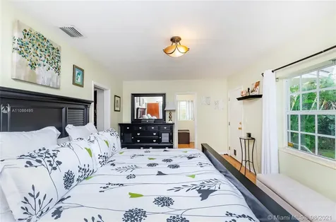 400 Forrest Drive Miami Springs FL 33166