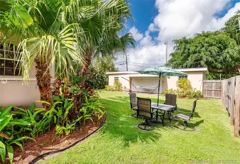 400 Forrest Drive Miami Springs FL 33166