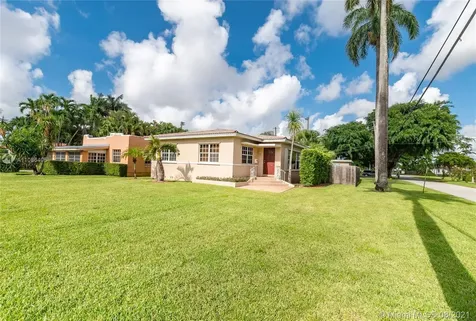400 Forrest Drive Miami Springs FL 33166