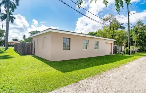 400 Forrest Drive Miami Springs FL 33166