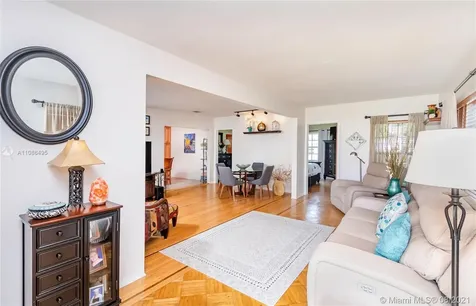 400 Forrest Drive Miami Springs FL 33166