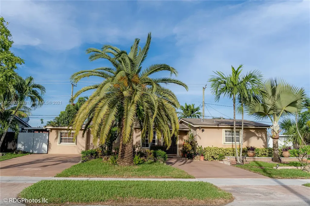 17431 NW 82nd Court Hialeah FL 33015