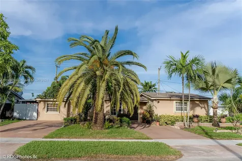 17431 NW 82nd Court Hialeah FL 33015