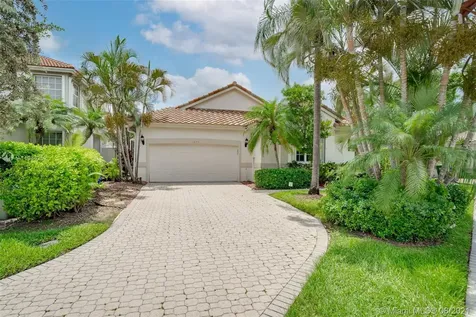 1470 Lacosta Drive W Pembroke Pines FL 33027